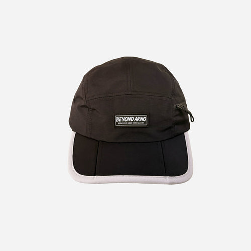 Beyond Arno foldable trail cap with zipped pocket in silver, front view
