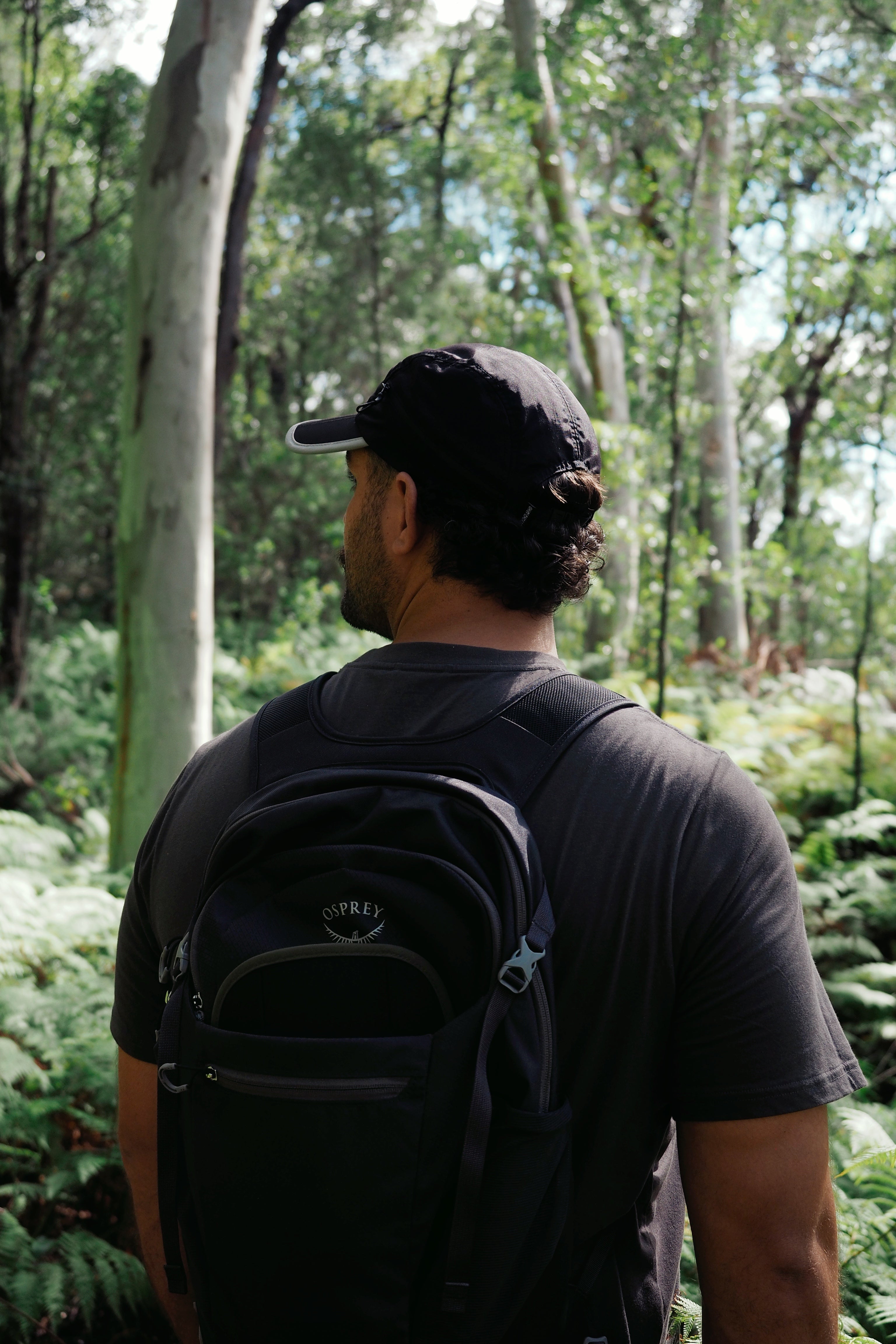 Beyond Arno foldable trail cap with zipped pocket in silver, lifestyle back view